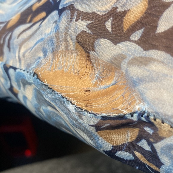 Blue Floral  Top💙🌸 - Picture 4 of 4